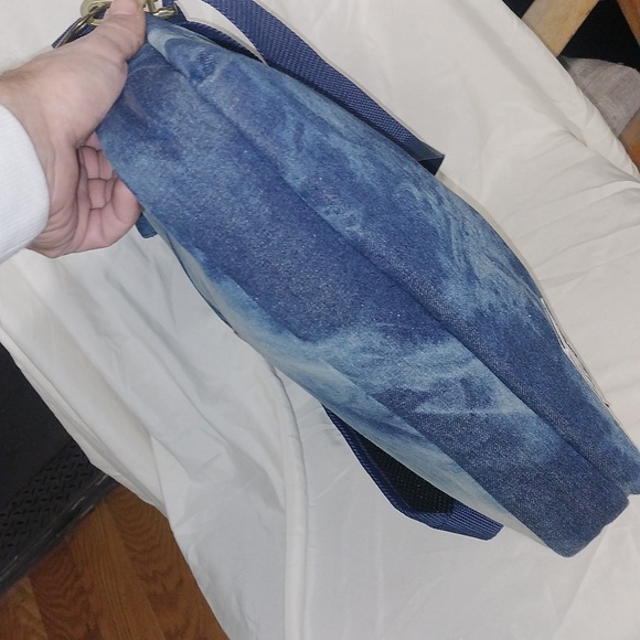 Hershel blue denim laptop case. - Picture 7 of 16